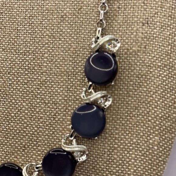 Vintage 1940’s signed CORO 16” choker necklace silver gray with clear gemstones - Picture 2 of 6